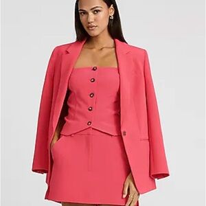 Express Twill High Waisted Coral Skort